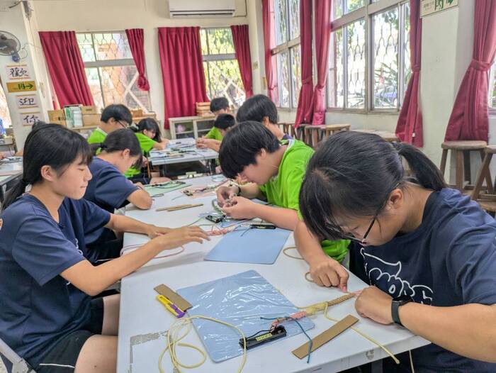【活動】辦理完免計畫新港國中體驗技職活動圖片