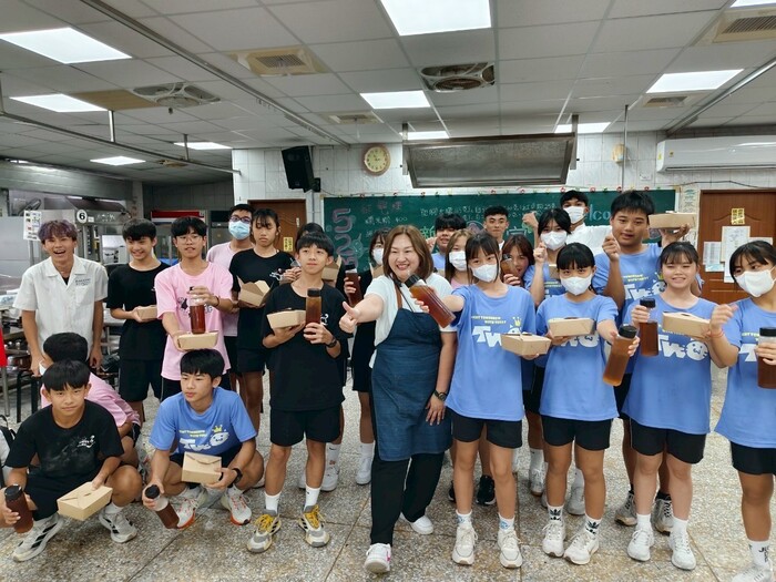 【活動】辦理新港國中體驗技職圖片