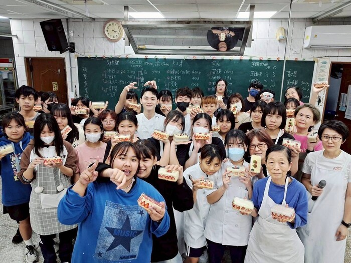 【活動】心促計畫-科系交流:模的甜點製作圖片